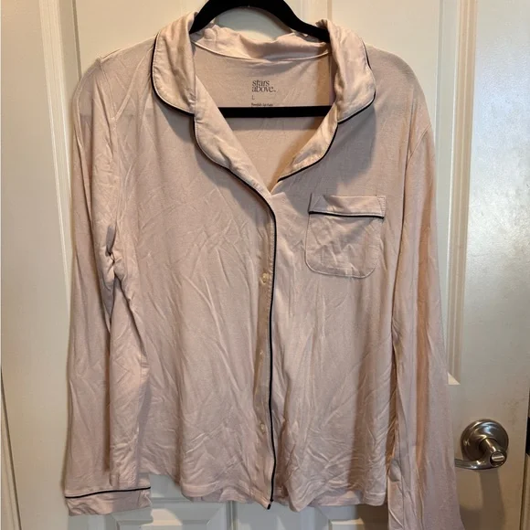 Stars Above Cream Pajama Set with Black Piping - Picture 2 of 6